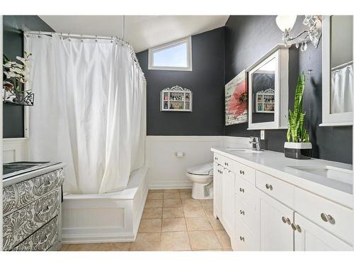 34 Mountainview Road, Mulmur, ON - Indoor Photo Showing Bathroom