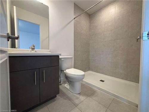 50-5000 Conner Drive, Beamsville, ON - Indoor Photo Showing Bathroom