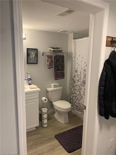 712-155 Water Street, Cambridge, ON - Indoor Photo Showing Bathroom