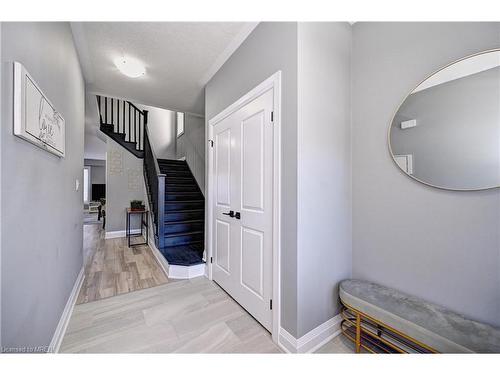 302 Raspberry Place, Waterloo, ON - Indoor Photo Showing Other Room