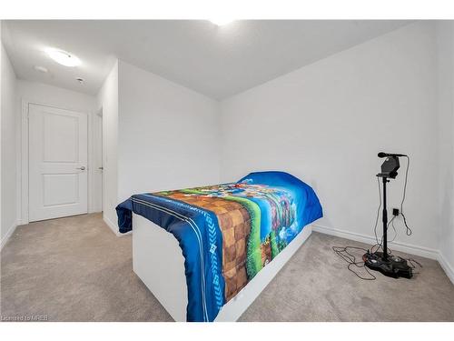 32 Mackenzie Street Street, Southgate, ON - Indoor Photo Showing Bedroom