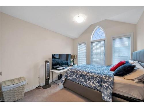 983 Edinburgh Drive Drive, Woodstock, ON - Indoor Photo Showing Bedroom