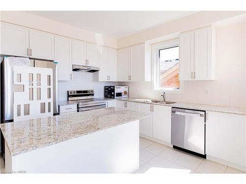 3339 Sixth Line Line, Oakville, ON - Indoor Photo Showing Kitchen