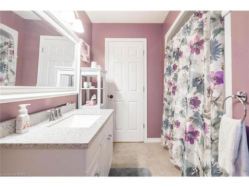 338 Niagara Road Road, Nipissing, ON - Indoor Photo Showing Bathroom