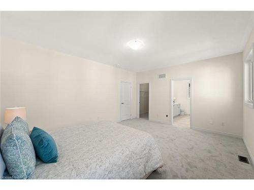 12 Ahchie Court, Vaughan, ON - Indoor Photo Showing Bedroom