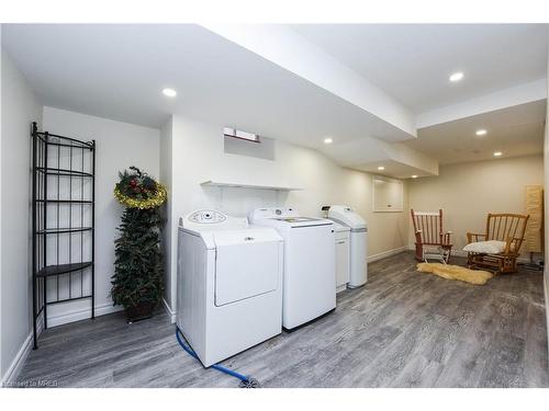 20 Eagleview Way, Georgetown, ON - Indoor Photo Showing Laundry Room