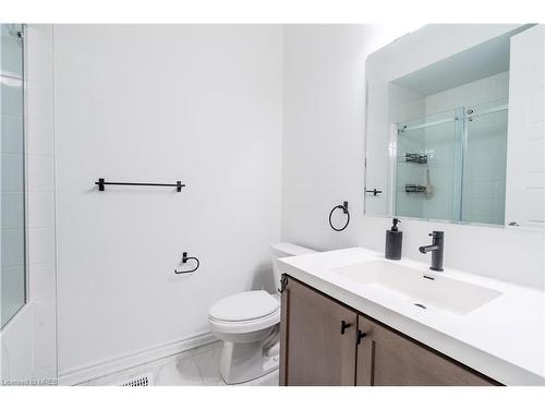 3 Milt Schmidt St Street, Kitchener, ON - Indoor Photo Showing Bathroom