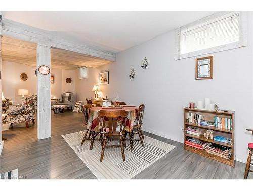 1032 Base Line Road, Severn Bridge, ON - Indoor Photo Showing Dining Room