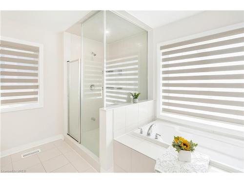 421 Robert Woolner Street, Ayr, ON - Indoor Photo Showing Bathroom