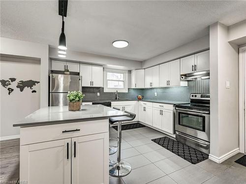 5-507 Quiet Place, Waterloo, ON - Indoor Photo Showing Kitchen With Upgraded Kitchen