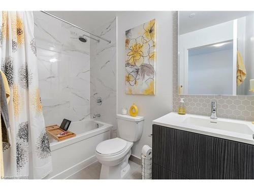 905-2520 Eglinton Avenue W, Mississauga, ON - Indoor Photo Showing Bathroom
