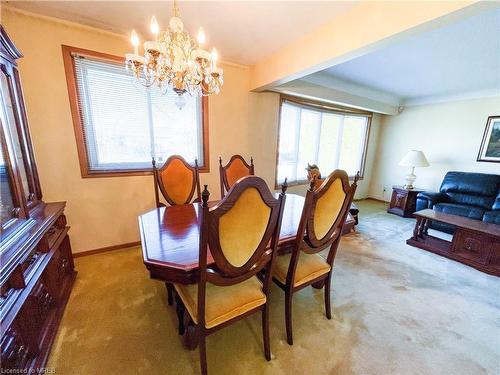 20 Drury Crescent, St. Catharines, ON - Indoor Photo Showing Dining Room