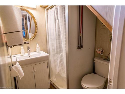 1 Appelby Drive, St. Catharines, ON - Indoor Photo Showing Bathroom
