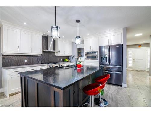 349 Munnoch Boulevard, Woodstock, ON - Indoor Photo Showing Kitchen With Upgraded Kitchen