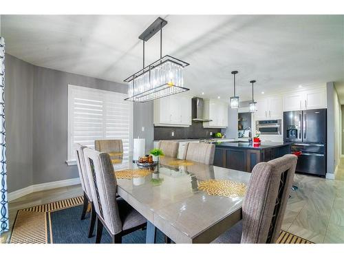 349 Munnoch Boulevard, Woodstock, ON - Indoor Photo Showing Dining Room