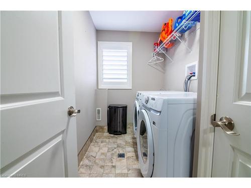 349 Munnoch Boulevard, Woodstock, ON - Indoor Photo Showing Laundry Room