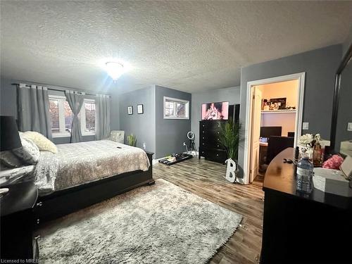 A-42 St Paul Avenue, Brantford, ON - Indoor Photo Showing Bedroom
