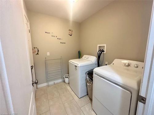 A-42 St Paul Avenue, Brantford, ON - Indoor Photo Showing Laundry Room