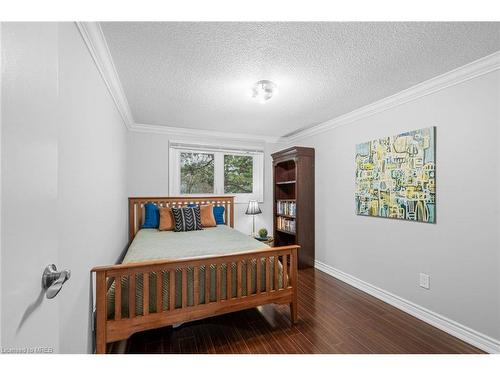 101-2766 Folkway Drive, Mississauga, ON - Indoor Photo Showing Bedroom