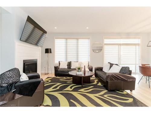 1091 Upperpoint Avenue Avenue, London, ON - Indoor Photo Showing Living Room With Fireplace