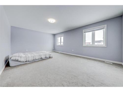 1223 Plato Drive, Niagara Falls, ON - Indoor Photo Showing Bedroom