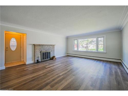 685 Frederick Street, Kitchener, ON - Indoor Photo Showing Living Room With Fireplace