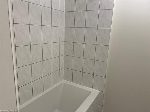 23 Lambert Lane, Caledon, ON - Indoor Photo Showing Bathroom