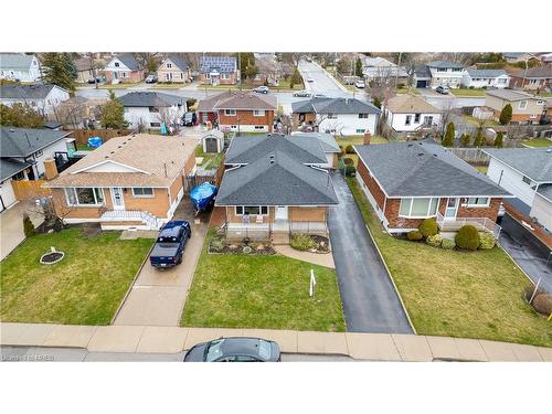 10 Windrush Crescent, Hamilton, ON - Outdoor With View