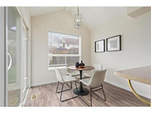 6 Law Drive, Guelph, ON - Indoor Photo Showing Dining Room