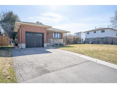 6 Rossford Crescent, Kitchener, ON - Outdoor