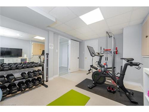 6489 Hampden Woods Road, Mississauga, ON - Indoor Photo Showing Gym Room