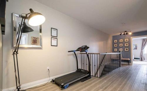 Upper-14 Ashford Place, St. Catharines, ON - Indoor Photo Showing Gym Room