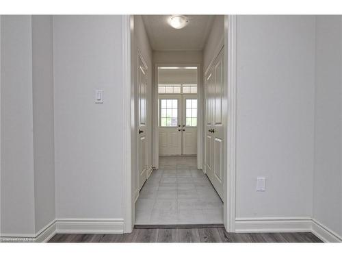 34 Attwater Drive, Cambridge, ON - Indoor Photo Showing Other Room