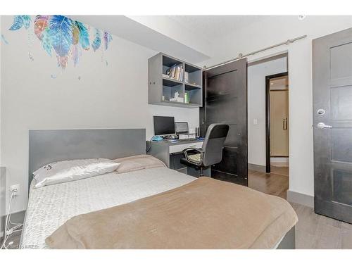 C322-330 Phillip Street, Waterloo, ON - Indoor Photo Showing Bedroom