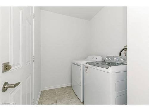 167 Thompson Road, Caledonia, ON - Indoor Photo Showing Laundry Room