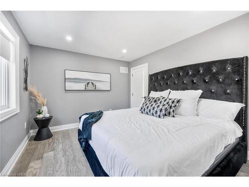 11 Joliet Crescent, Tiny, ON - Indoor Photo Showing Bedroom