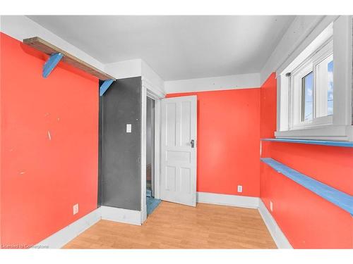 124 Queen Street, Campbellford, ON - Indoor Photo Showing Other Room