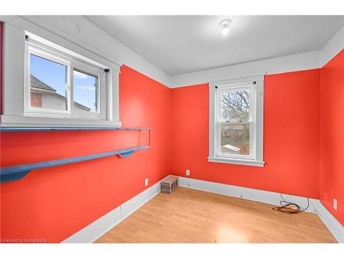 124 Queen Street, Campbellford, ON - Indoor Photo Showing Other Room