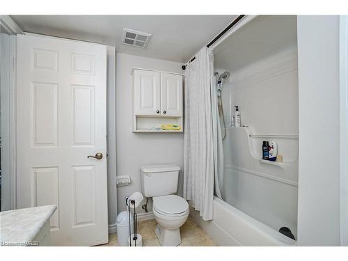107-4003 Kilmer Drive, Burlington, ON - Indoor Photo Showing Bathroom