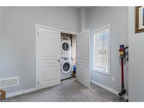 73-88 Decorso Drive, Guelph, ON - Indoor Photo Showing Laundry Room