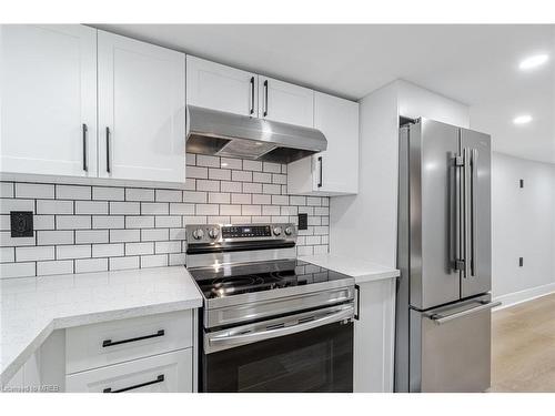 331 Rawdon Street, Brantford, ON - Indoor Photo Showing Kitchen With Stainless Steel Kitchen With Upgraded Kitchen