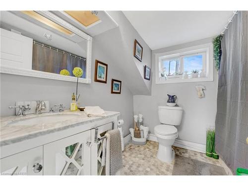 3446 Highway 3, Simcoe, ON - Indoor Photo Showing Bathroom