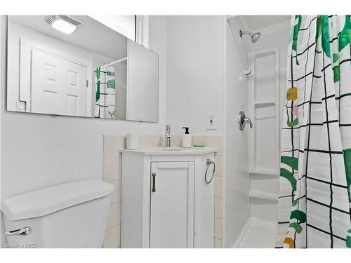 3 Northgate Drive, Welland, ON - Indoor Photo Showing Bathroom