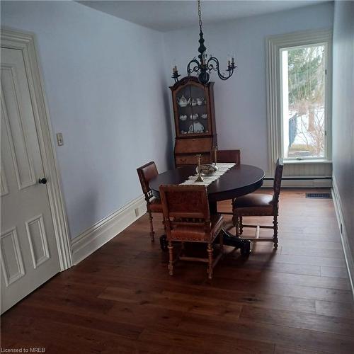 3550 Victoria Avenue, Lincoln, ON - Indoor Photo Showing Dining Room