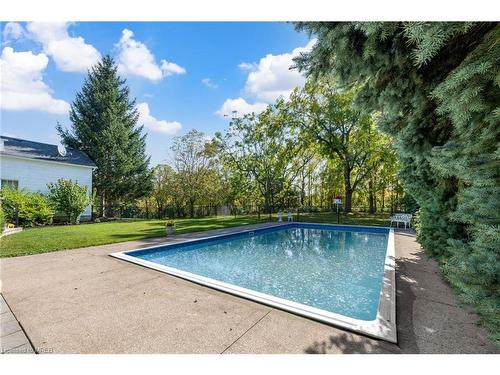 3550 Victoria Avenue, Lincoln, ON - Outdoor With In Ground Pool With Backyard
