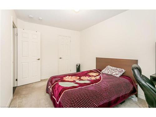 639 Mockridge Terrace, Milton, ON - Indoor Photo Showing Bedroom
