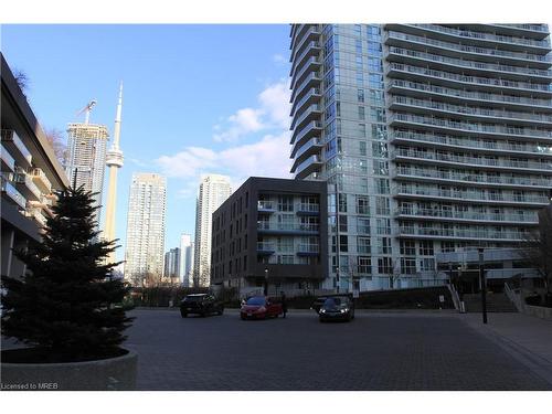 707-75 Queens Wharf Road, Toronto, ON - Outdoor With Balcony With Facade