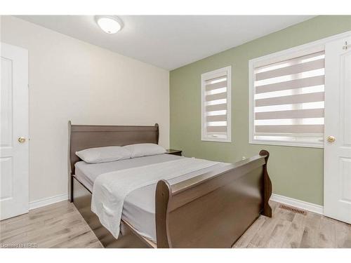 548 Fernforest Drive, Brampton, ON - Indoor Photo Showing Bedroom
