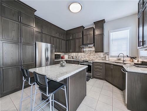 232 Niagara Trail, Georgetown, ON - Indoor Photo Showing Kitchen With Stainless Steel Kitchen With Upgraded Kitchen