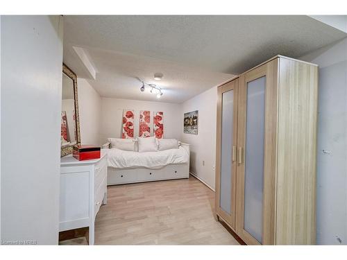 26 Myna Court, Brampton, ON - Indoor Photo Showing Bedroom